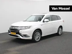 Wit Gebruikt 2021 Mitsubishi Outlander Intense+ SUV | € 25.900 (Eerlijke prijs)