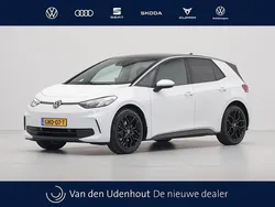 Wit Gebruikt 2024 VW ID.3 Pure Hatchback | € 29.940