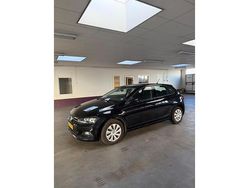 Zwart (metallic) Gebruikt 2020 VW Polo Comfortline Hatchback | € 10.950 (Goede deal)