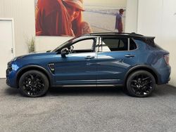 Blauw, metallic lak Gebruikt 2023 Lynk & Co 01 SUV | € 27.940 (Eerlijke prijs)