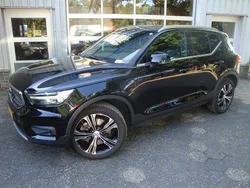 Zwart Gebruikt 2021 Volvo XC40 Inscription SUV | € 30.650 (Eerlijke prijs)