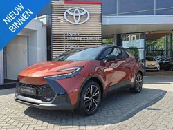 Oranje Nieuw 2025 Toyota C-HR Executive SUV | € 49.479 (Iets duurder)
