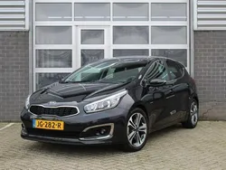 Zwart Gebruikt 2016 Kia Ceed Hatchback | € 11.950 (Eerlijke prijs)