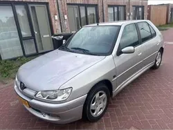 Grijs Gebruikt 2000 Peugeot 306 Hatchback | € 650 (Eerlijke prijs)