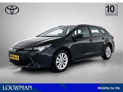 Zwart Gebruikt 2024 Toyota Corolla Hybrid Stationwagen | € 28.945