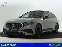 Grijs, metallic lak Nieuw 2025 Mercedes E300 Sport Edition Stationwagen | € 93.084 (Eerlijke prijs)