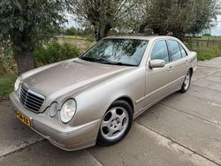 Gebruikt 2001 Mercedes E320 Avantgarde Sedan | € 3.995