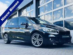 Zwart Gebruikt 2015 BMW 220 Gran Tourer MPV | € 19.995
