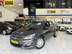 Grijs Gebruikt 2015 Opel Astra Edition Hatchback | € 9.650 (Super prijs)