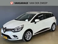 Wit Gebruikt 2017 Renault Clio GrandTour LIMITED Stationwagen | € 7.450 (Super prijs)