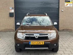 Bruin Gebruikt 2010 Dacia Duster Lauréate SUV | € 5.750 (Iets duurder)
