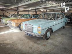 Blauw Gebruikt 1971 Mercedes 230 Sedan | € 16.950