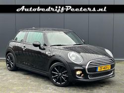Zwart Gebruikt 2019 Mini ONE Pepper Hatchback | € 14.950 (Eerlijke prijs)
