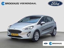 Grijs Gebruikt 2017 Ford Fiesta Titanium Hatchback | € 12.890 (Eerlijke prijs)