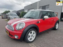 Rood Gebruikt 2007 Mini Cooper Hatchback | € 2.450