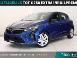 Blauw Gebruikt 2023 Renault Clio V Evolution Hatchback | € 22.595 (Eerlijke prijs)