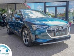 Blauw Gebruikt 2020 Audi e-tron Advanced SUV | € 28.990 (Super prijs)