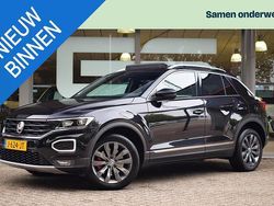 Zwart Gebruikt 2019 VW T-Roc Sport SUV | € 25.910 (Eerlijke prijs)