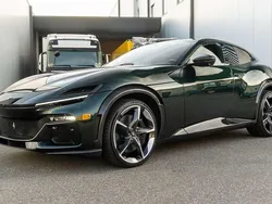 Groen, metallic lak Nieuw 2024 Ferrari Purosangue SUV | € 604.950