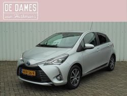 Grijs Gebruikt 2020 Toyota Yaris Hybrid Hatchback | € 16.883 (Goede deal)