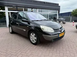 Zwart Gebruikt 2004 Renault Scénic II Dynamique MPV | € 1.390 (Eerlijke prijs)
