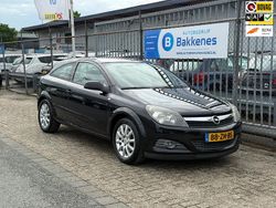 Zwart Gebruikt 2008 Opel Astra Hatchback | € 2.245 (Eerlijke prijs)