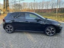 Zwart Gebruikt 2018 VW Polo Highline Sedan | € 11.350 (Super prijs)