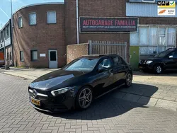 Zwart Gebruikt 2018 Mercedes A180 Business Hatchback | € 17.250 (Iets duurder)