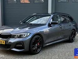 Grijs Gebruikt 2021 BMW 330e M Sport Stationwagen | € 32.998