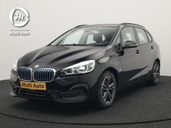 Zwart Gebruikt 2019 BMW 225 Active Tourer iPerformance MPV | € 20.440 (Eerlijke prijs)
