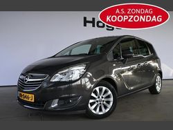 Grijs, metallic lak Gebruikt 2014 Opel Meriva Cosmo MPV | € 5.440 (Eerlijke prijs)