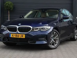 Blauw Gebruikt 2021 BMW 330e Sedan | € 26.995 (Super prijs)
