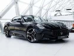 Zwart, metallic lak Nieuw 2025 Maserati Granturismo Coupé | € 214.397