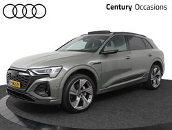 Grijs Gebruikt 2023 Audi Q8 e-tron Basis SUV | € 65.995