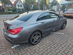 Zilver Gebruikt 2014 Mercedes CLA180 Edition Sedan | € 11.000 (Duur)