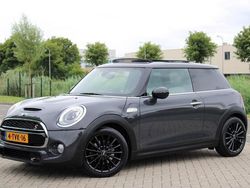 Grijs Gebruikt 2014 Mini Cooper S Hatchback | € 14.999 (Eerlijke prijs)