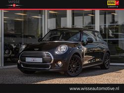 Hatchback Gebruikt 2016 Mini ONE Business Hatchback | € 12.945 (Eerlijke prijs)