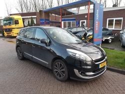 Zwart Gebruikt 2012 Renault Grand Scénic III Bose Edition MPV | € 3.700 (Duur)