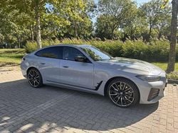 Grijs Gebruikt 2022 BMW i4 Executive Sedan | € 39.995 (Super prijs)