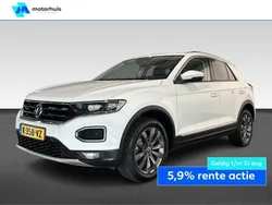 Wit Gebruikt 2021 VW T-Roc Sport SUV | € 25.890 (Eerlijke prijs)