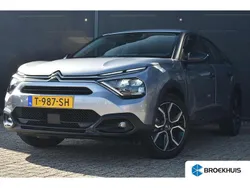 Grijs, metallic lak Gebruikt 2023 Citroën e-C4 Feel SUV | € 17.800 (Eerlijke prijs)