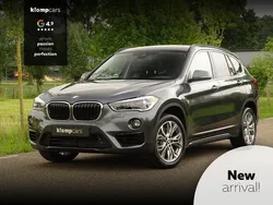 Grijs, metallic lak Gebruikt 2019 BMW X1 Sport Line SUV | € 25.770 (Super prijs)