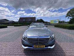 Grijs Gebruikt 2016 Mercedes E350 Edition Sedan | € 24.995 (Eerlijke prijs)