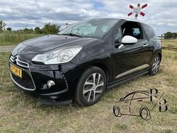 Zwart Gebruikt 2012 Citroën DS3 Chic Hatchback | € 2.499 (Super prijs)