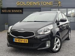 Zwart Gebruikt 2014 Kia Carens 2 MPV | € 9.749 (Eerlijke prijs)