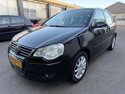 Zwart Gebruikt 2009 VW Polo Hatchback | € 3.750 (Eerlijke prijs)