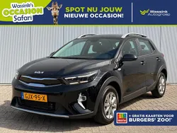 Zwart, metallic lak Gebruikt 2024 Kia Stonic SUV | € 23.895 (Iets duurder)