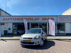 Grijs Gebruikt 2006 Ford Fiesta Futura Hatchback | € 1.750 (Eerlijke prijs)
