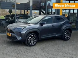 Grijs Gebruikt 2024 Toyota Yaris Cross Business Edition SUV | € 29.690 (Eerlijke prijs)