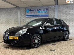 Zwart, metallic lak Gebruikt 2010 Alfa Romeo Giulietta Quadrifoglio Verde Hatchback | € 11.450 (Iets duurder)